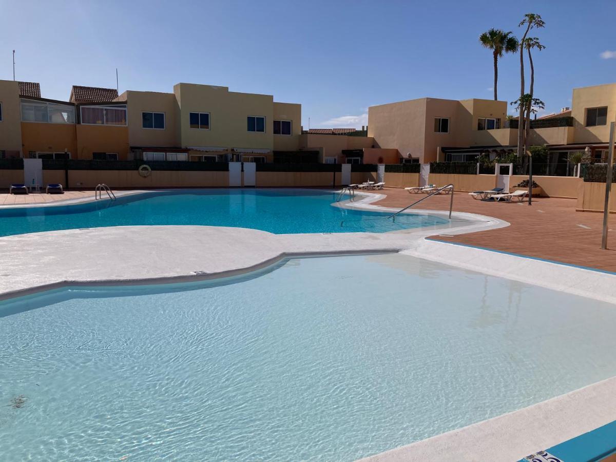 2 Bedroom Pool Apartment Close To Beach Rocky Point Corralejo Exterior foto